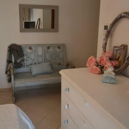 아파트 Airport & Fair