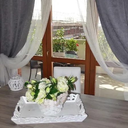 Airport & Fair 아파트 피우미치노