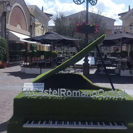 Airport & Fair 아파트 피우미치노