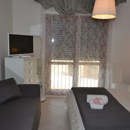 Airport & Fair 피우미치노