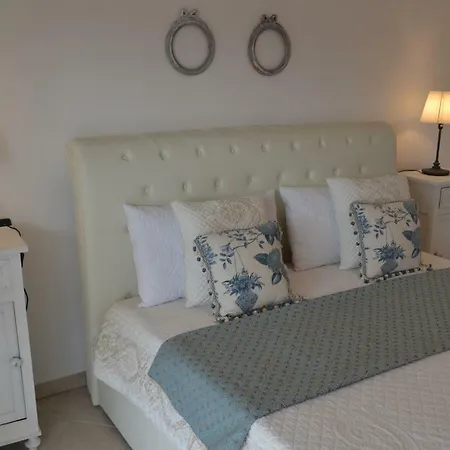 Airport & Fair 아파트 피우미치노