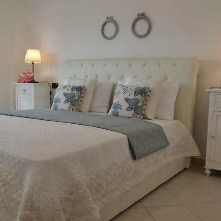 아파트 Airport & Fair