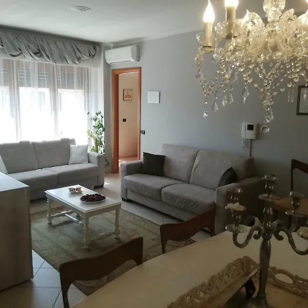 Airport & Fair 피우미치노